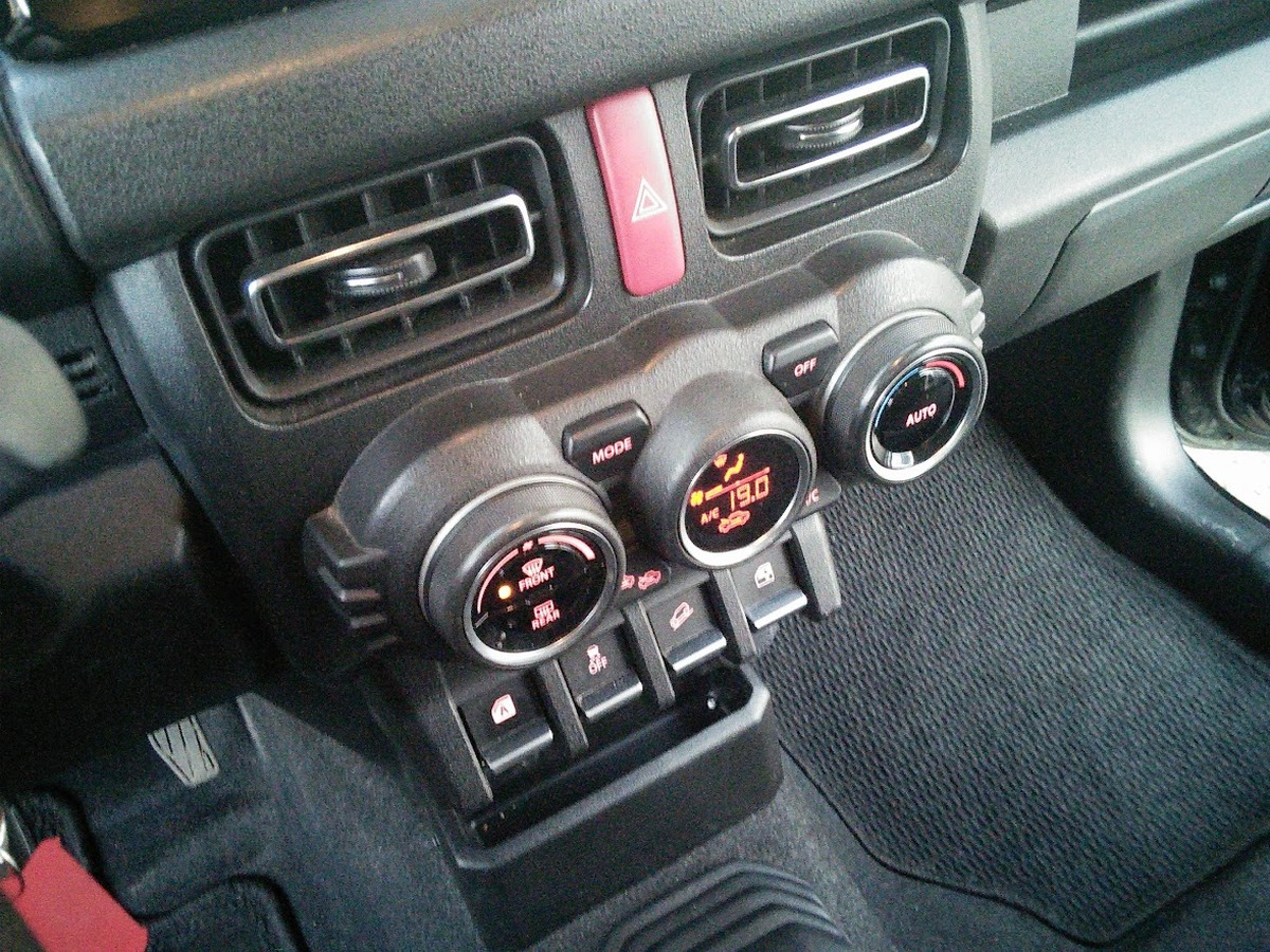 Suzuki Jimny 2 AllGrip 1.5 VVT 102 16V 4WD PACK 4 PLACES