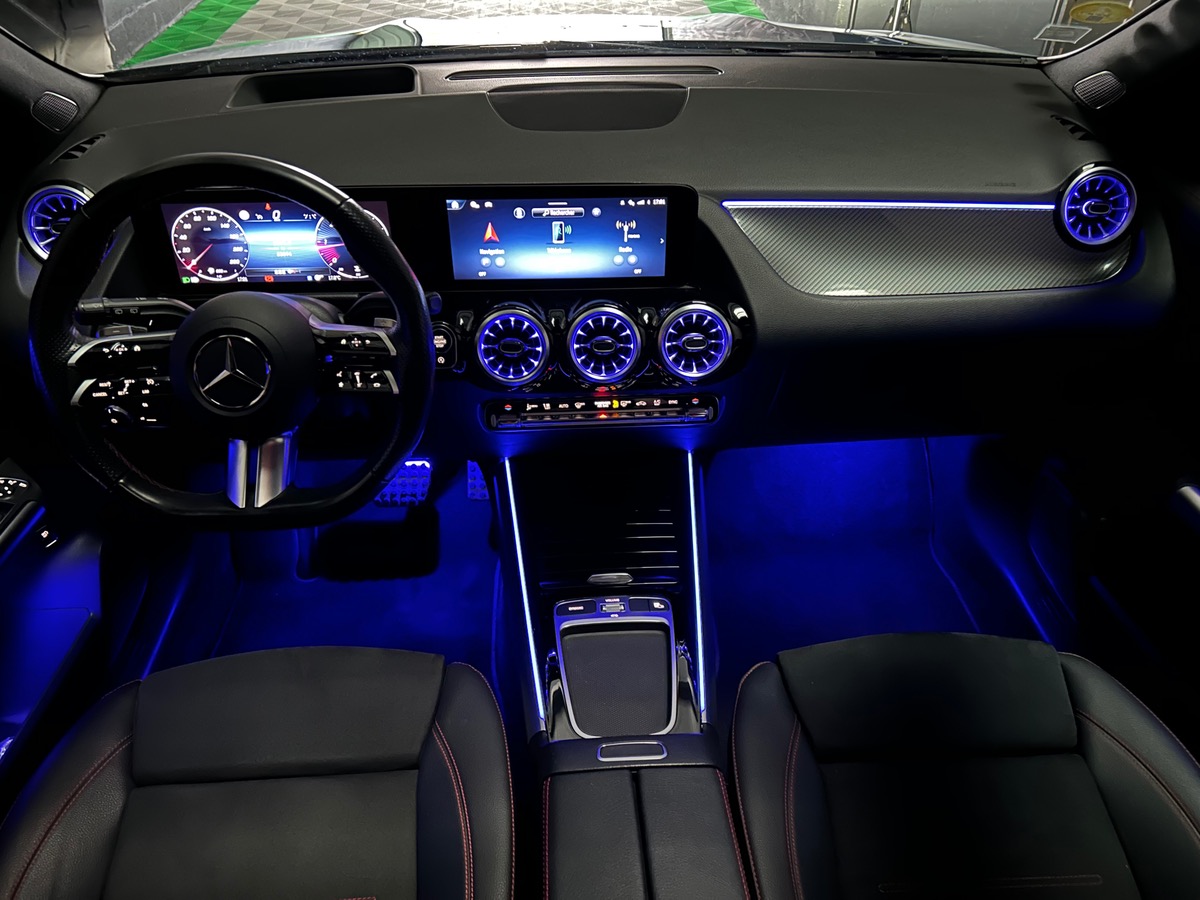 Mercedes Benz GLA 200 D AMG LINE