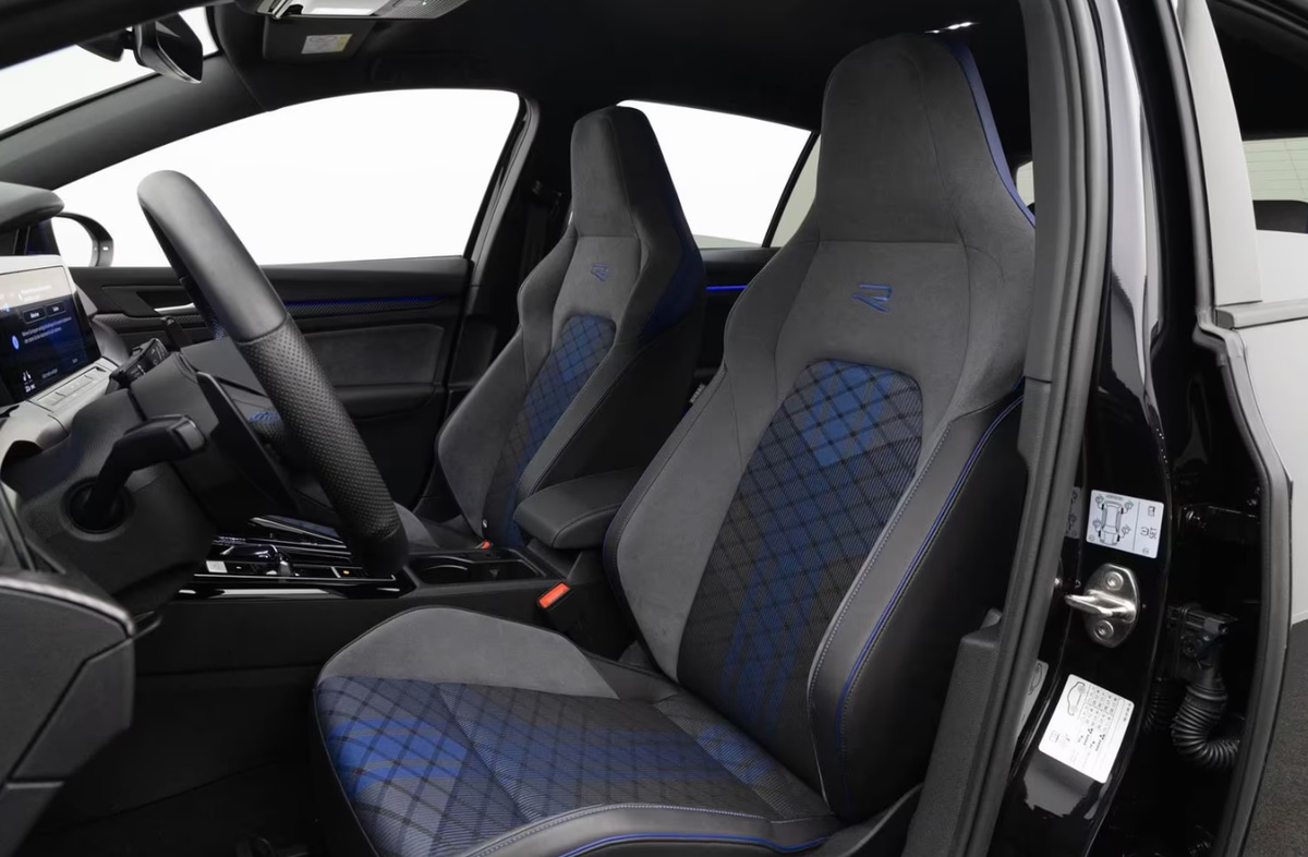 Volkswagen Golf VIII 2.0 TSI 333ch R 20 ans 4Motion DSG7/Affichage tête haute/Akrapovic/H&K