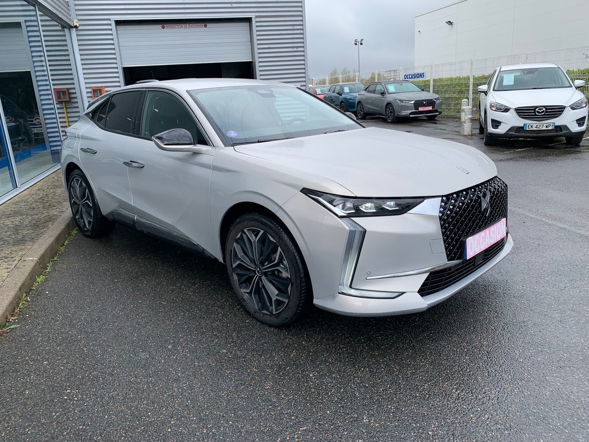 Citroën DS4 225 | Rivoli | Caméra 360° | Apple car Play | Régulateur de vitesse adaptatif | Attelage