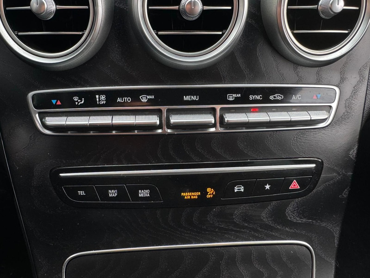 Mercedes-Benz GLC Coupé 300d 245 AMG Line