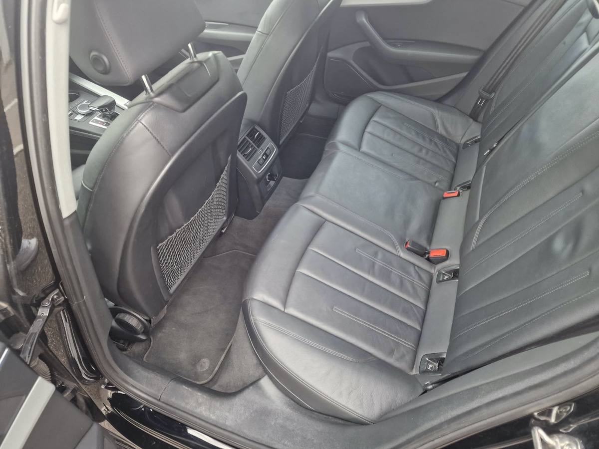 Audi A4 Avant SLINE 218cv 3.0 TDI QUATTRO, SUIVI COMPLET, TOIT OUVRANT, 4 ROUES HIVERS SUR JANTES