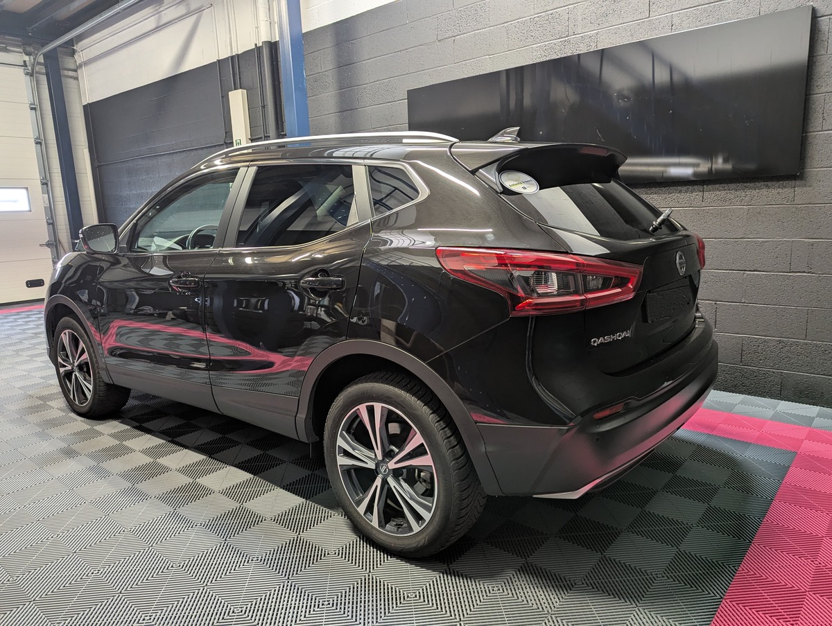 Nissan Qashqai 1.2 dig TEKNA