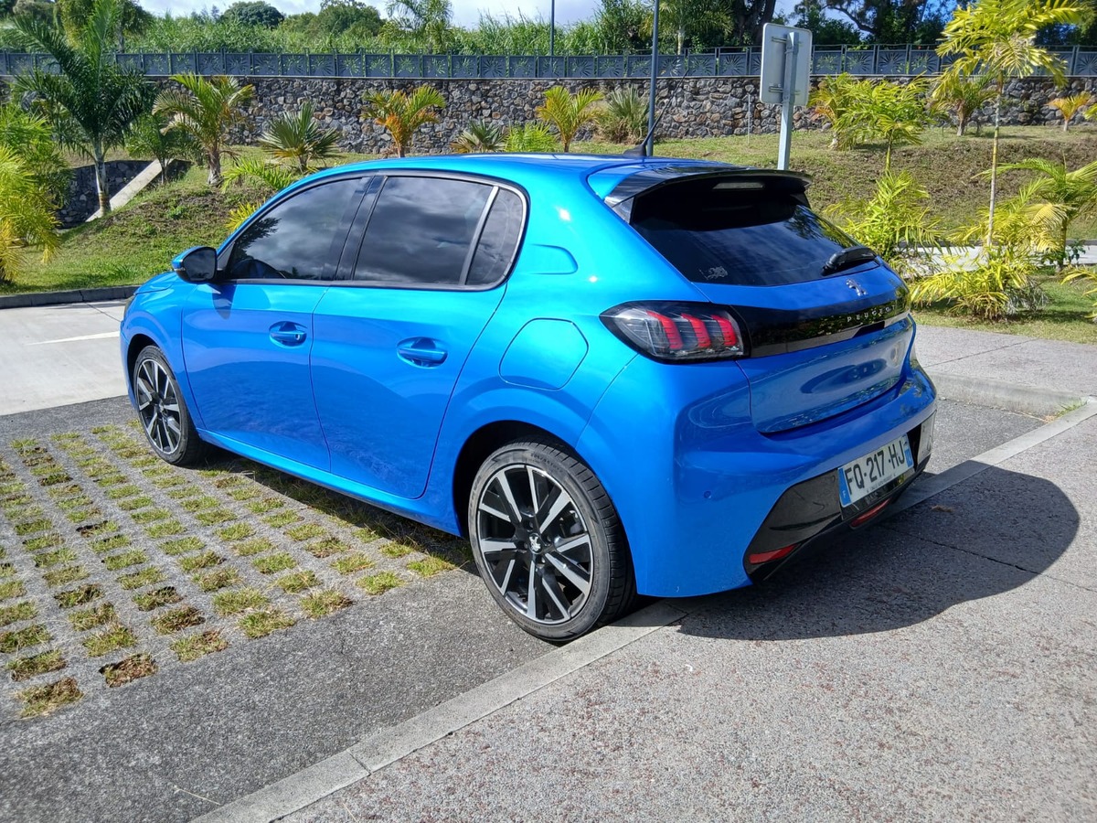 Peugeot 208 II 1.5 BLUEHDI 100 S&S ACTIVE BUSINESS BVM6