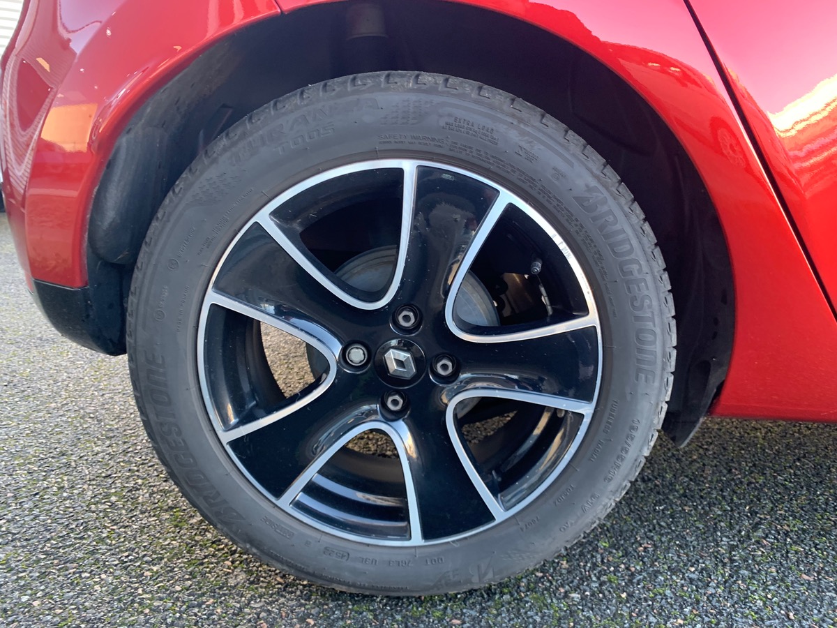 RENAULT Clio IV 90 ch | GPS | Régulateur de vitesse | Climatisation | Bluetooth | Démarrage sans clé