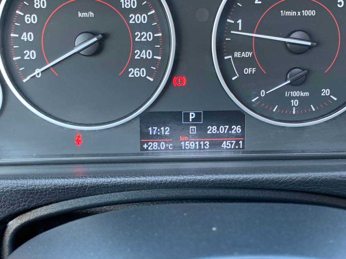 Bmw Série 3 326 | Sport | Régulateur vitesse | GPS | Siéges chauffants | Toit ouvrant | Mode Sport