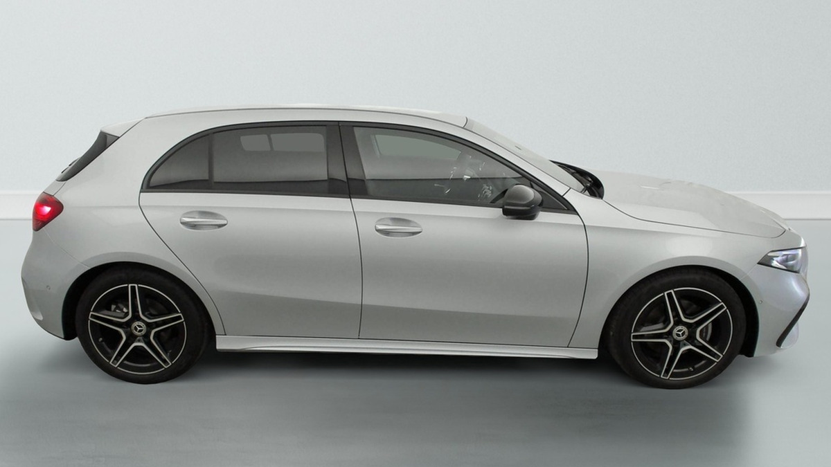 Mercedes-Benz Classe A 150 ch | 200 d 8G-DCT AMG Line | Éclairage d'ambiance | PLUSIEURS COLORIS