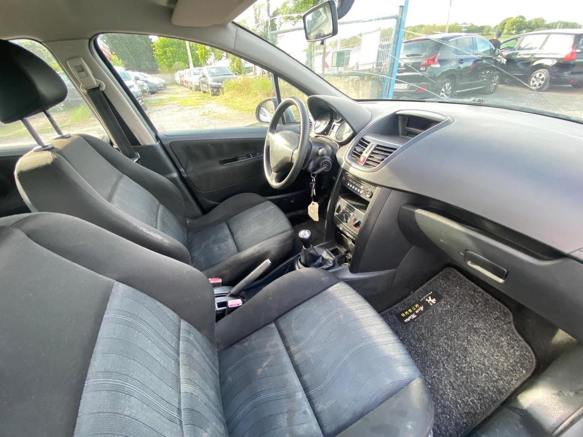 Peugeot 207 1.4 hdi 70cv 249055km