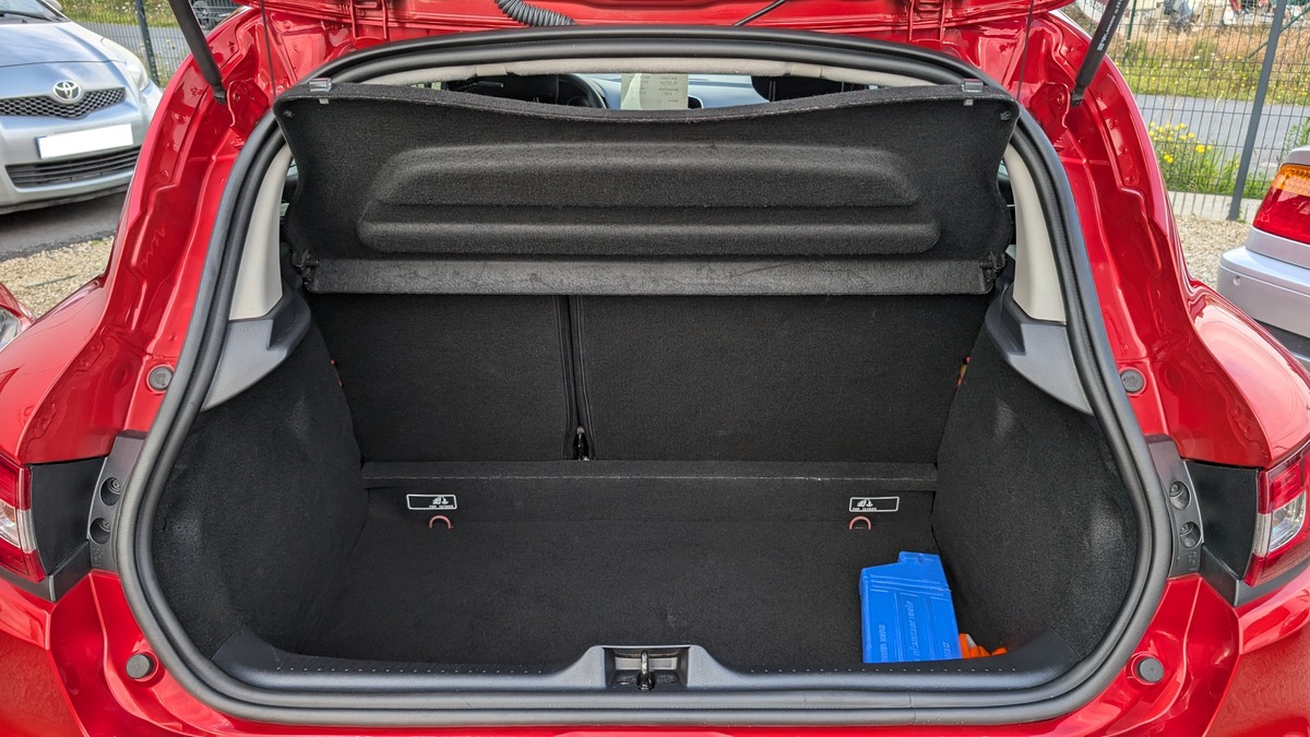 RENAULT Clio IV 1.2i 16v 75 Life