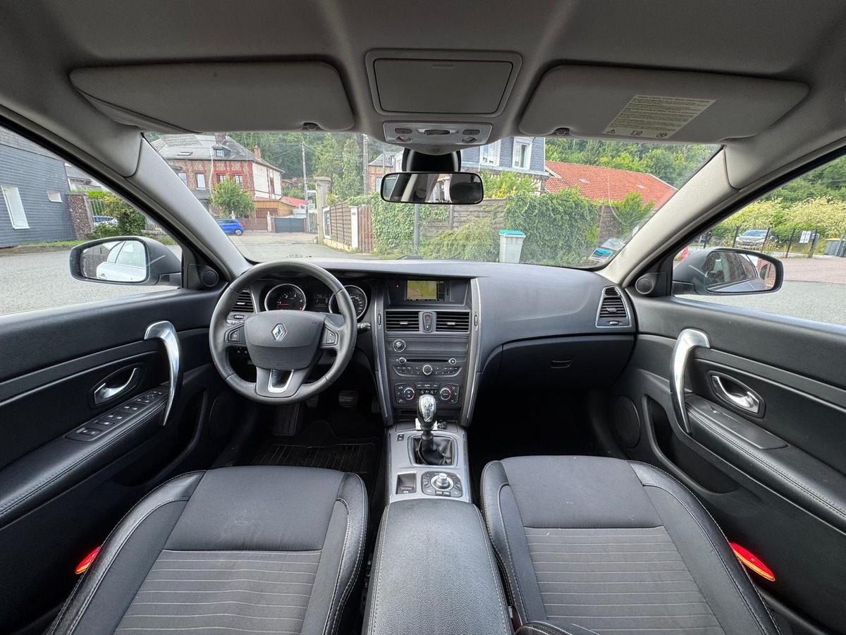 RENAULT Latitude 2.0 dci 150cv Business - garantie