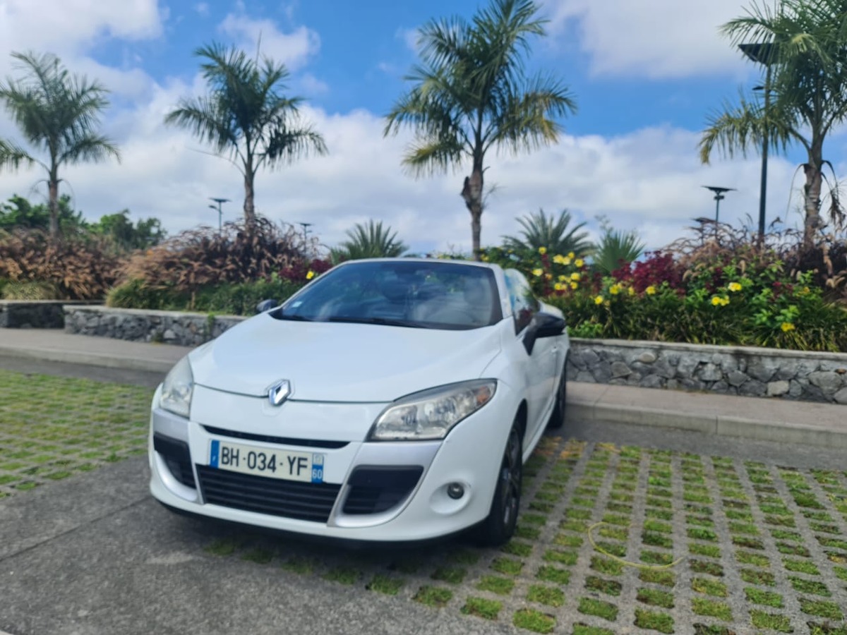 RENAULT Megane Cab CC