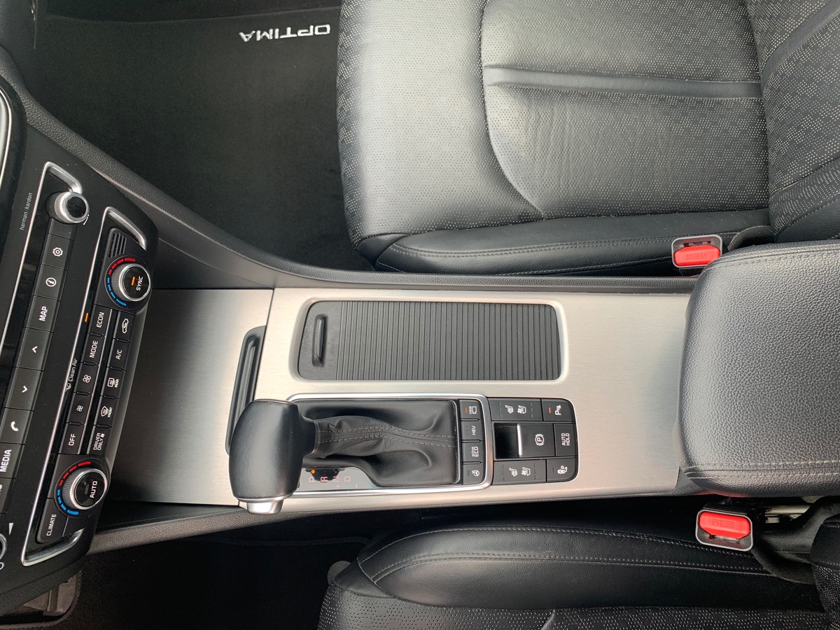 Kia Optima ULTIMA 2.0 GDI | 205 ch Hybride Rechargeable | Caméra recul 360°| Toit ouvrant électrique
