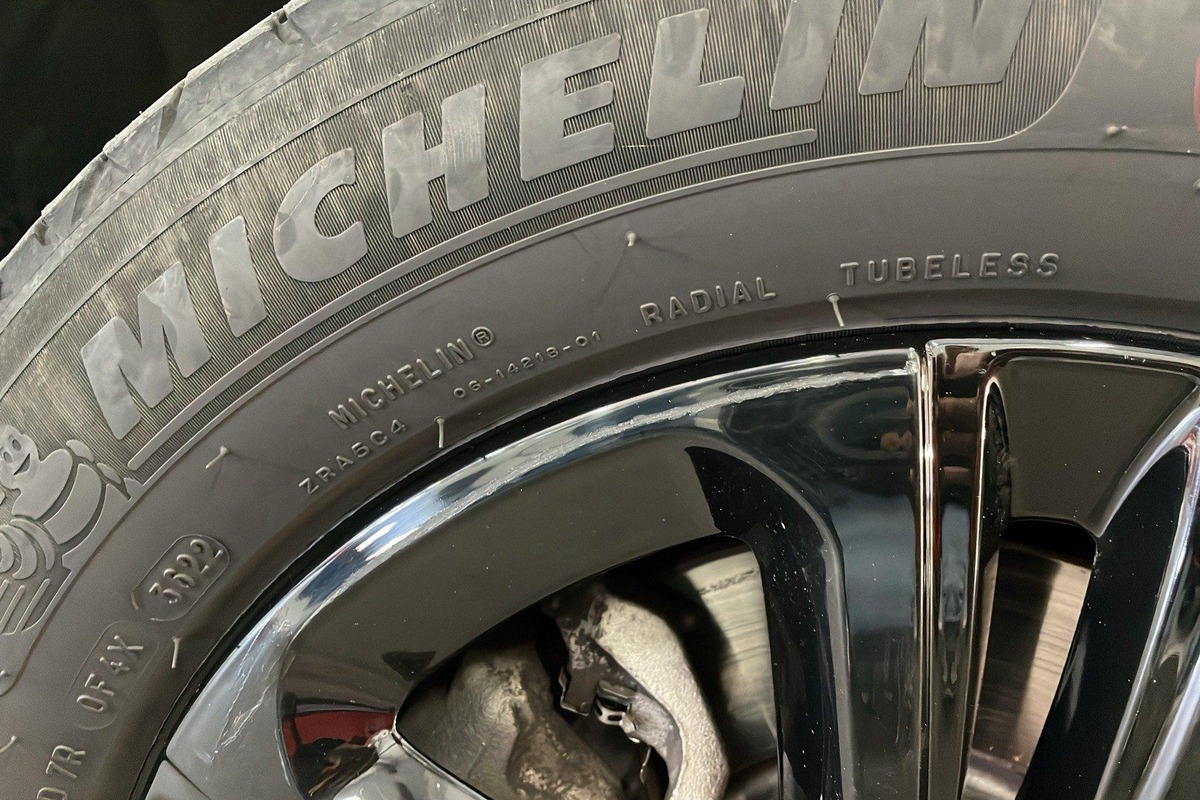 Citroën Berlingo Berlingo Taille XL 7pl BlueHDi 130 S S BVM6 Shine ( CLEES EN MAINS )