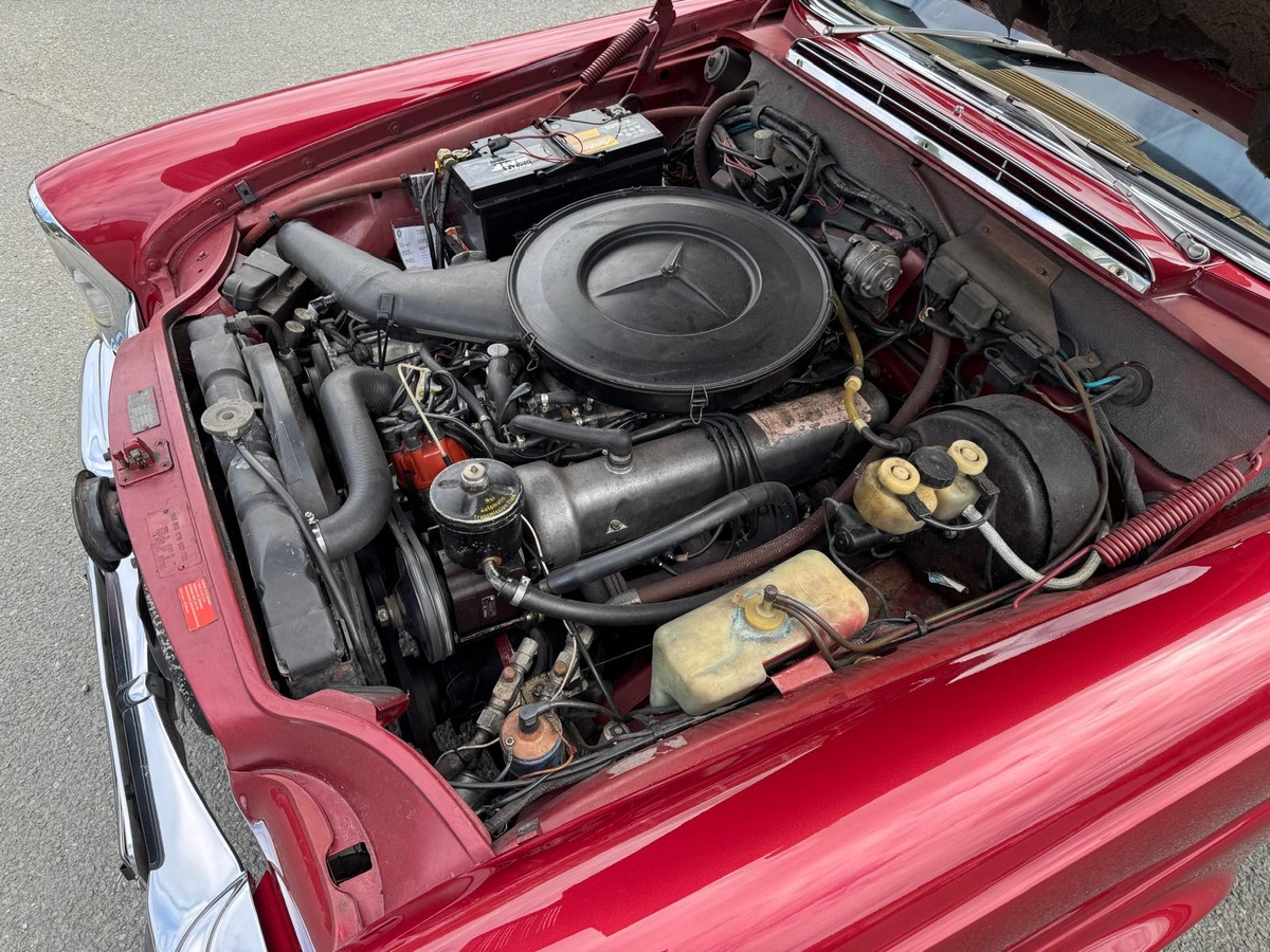 Mercedes-Benz 280 SE 3.5 V8 BOITE MANUELLE