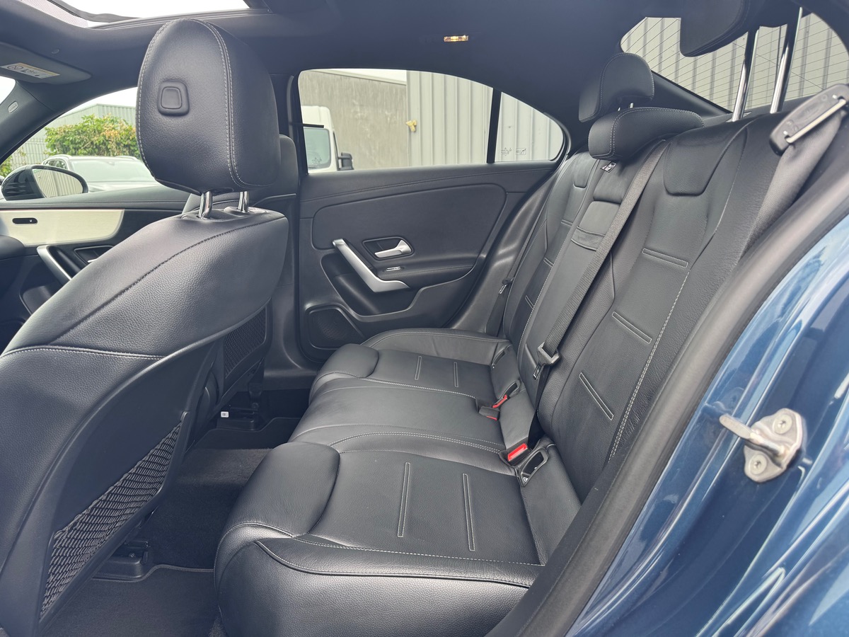 Mercedes Benz Classe A 200D AMG LINE 8G-DCT + TOIT OUVRANT