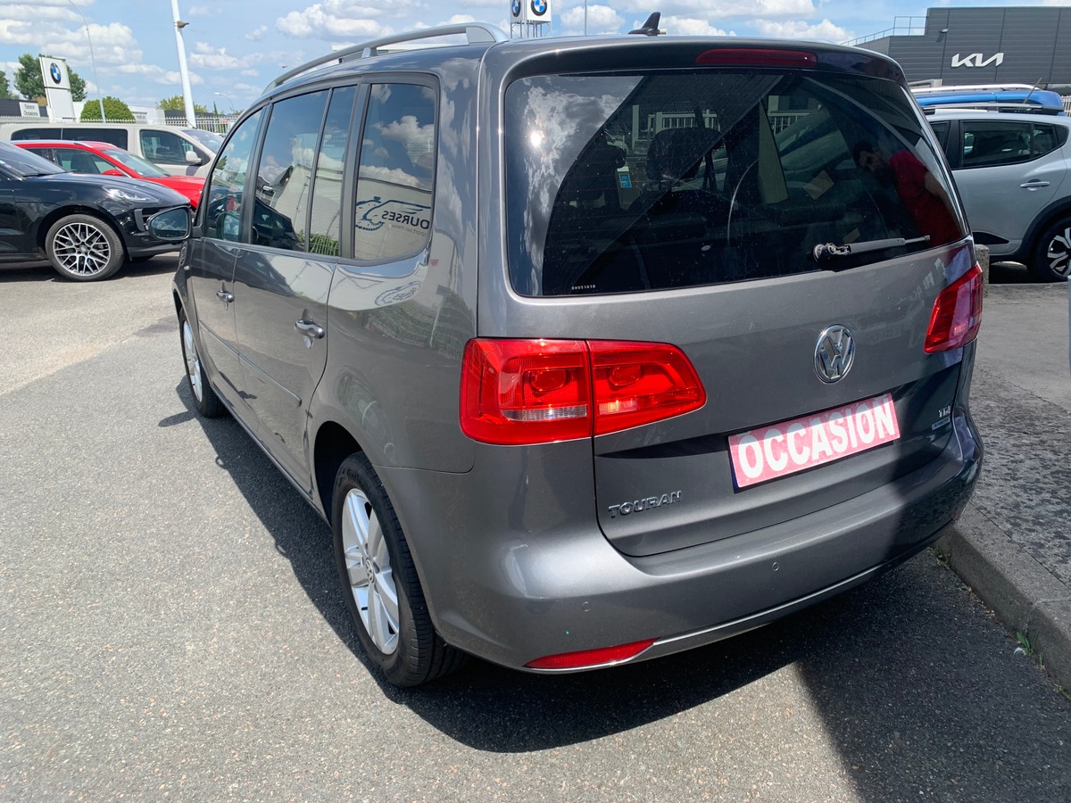 Volkswagen Touran 105 | Match | 7 Places | GPS | Régulateur vitesse | Bluetooth | Toit panoramique