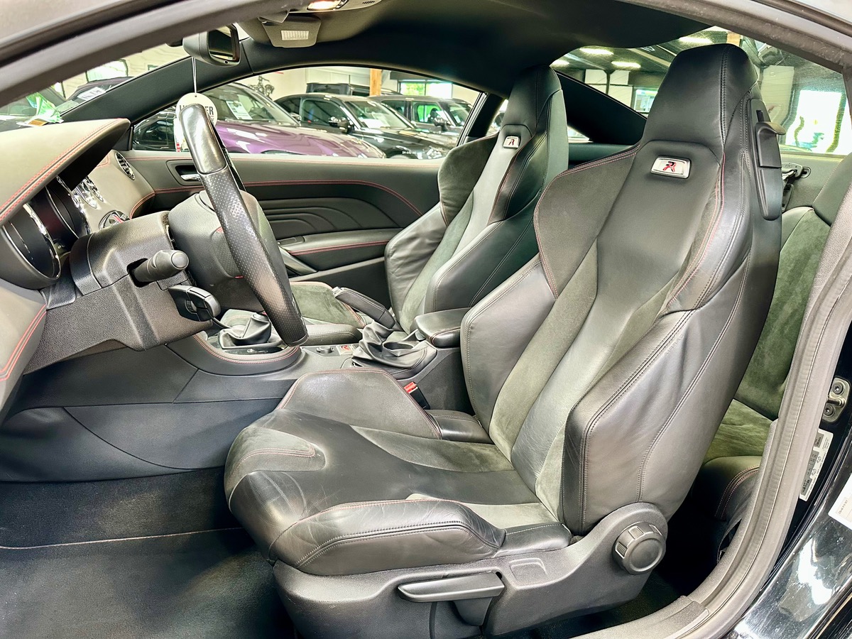 Peugeot RCZ R (2) 1.6 THP 270 h
