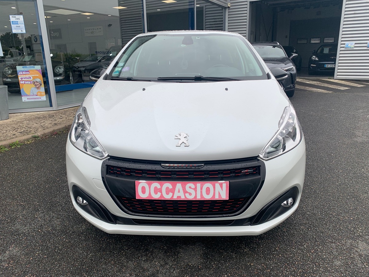 Peugeot 208 110 ch | GT Line | Régulateur de vitesse | Apple car Play Android Auto