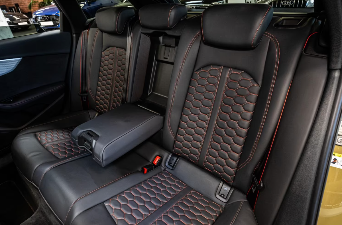 Audi RS4 Avant V 2.9 V6 TFSI 450ch quattro tiptronic 8