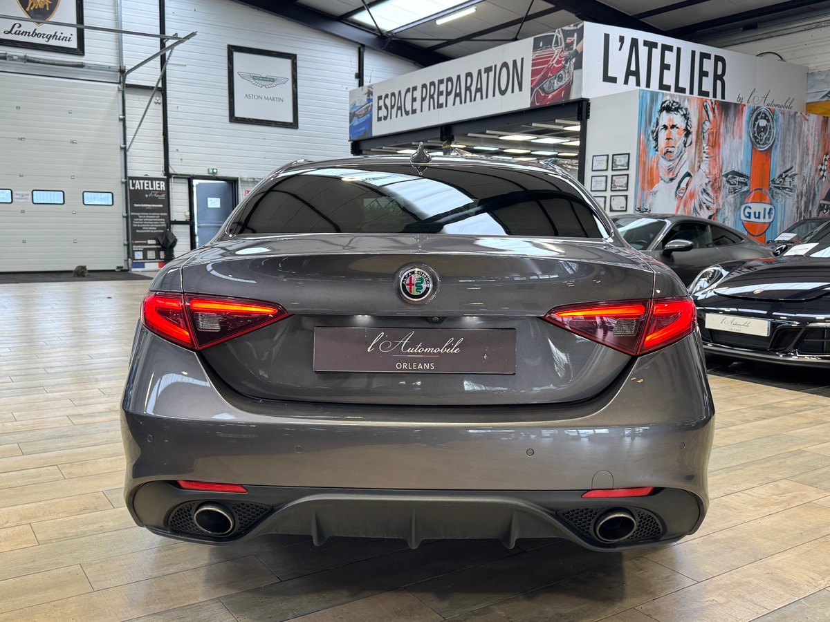 Alfa Romeo Giulia VELOCE 2.2 JTD Q4 AT8 210CV CAM/SIEGE ET VOLANT CHAUFFANT SUIVIT COMPLET N