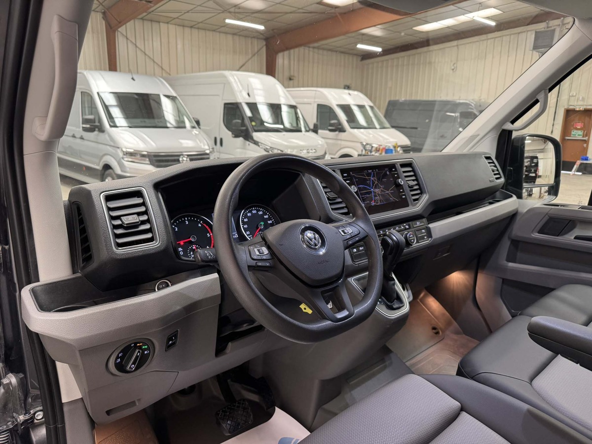 Volkswagen Crafter 35 L3H3 2.0 TDI 140cv DSG business line 41.017 kms