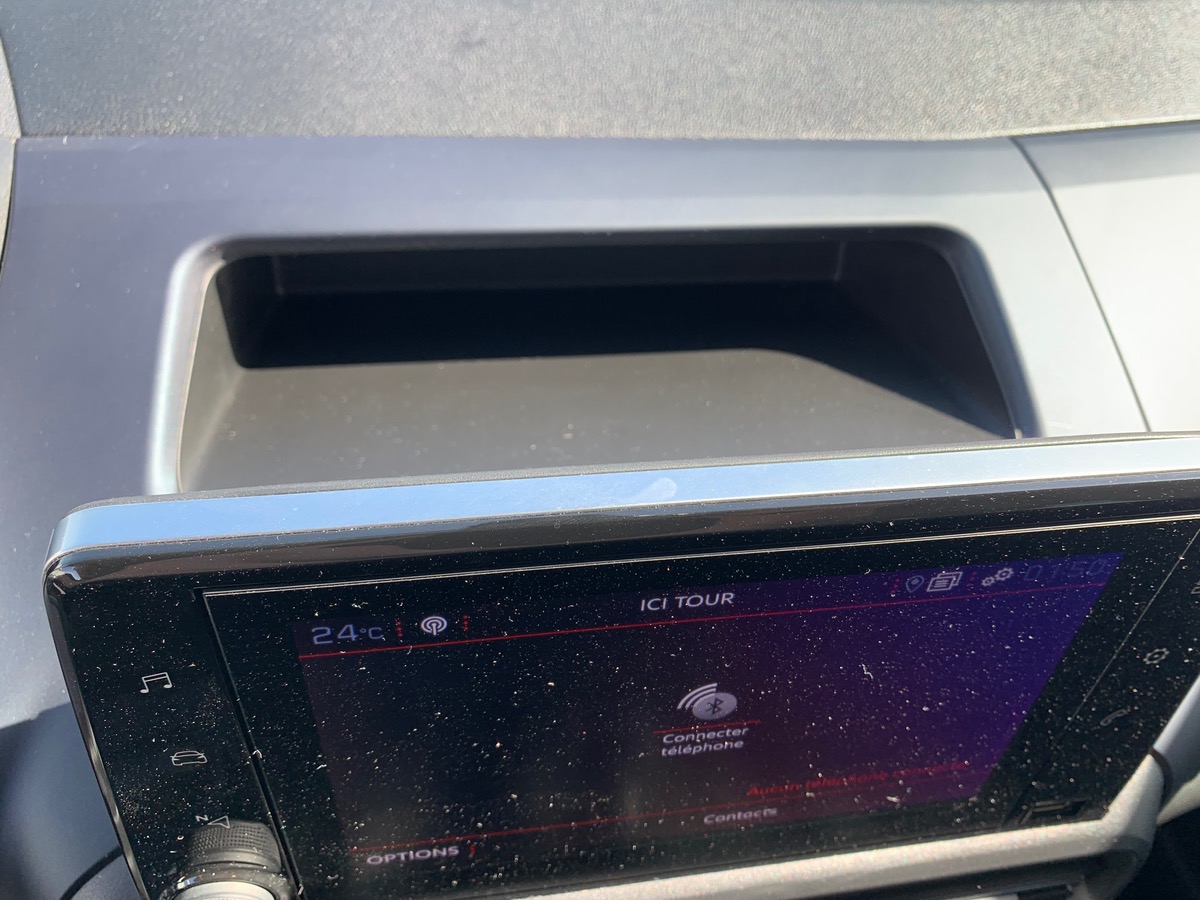 Peugeot Rifter 102 ch | Allure | 7 places | GPS | Roue de secours | Radar de stationnement arriére