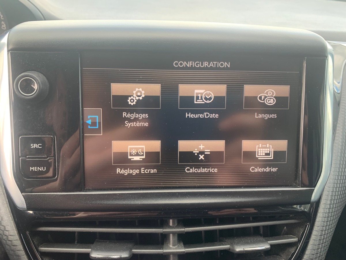 Peugeot 2008 100 ch | Style | Régulateur de vitesse | GPS | Bluetooth | Radar arriére | Barres toit