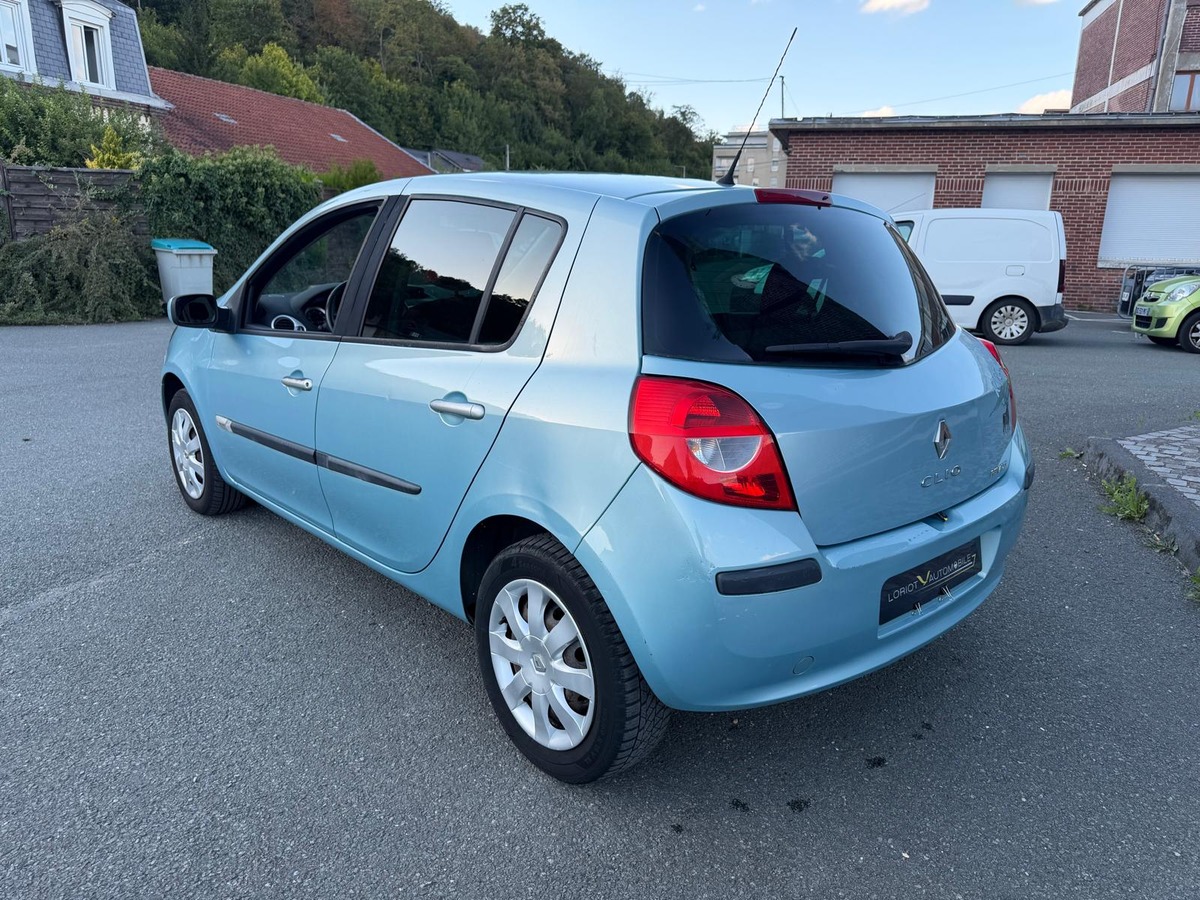 RENAULT Clio III 1.5 DCI 70 RIP CURL 5 Portes- Distribution neuve- Garantie