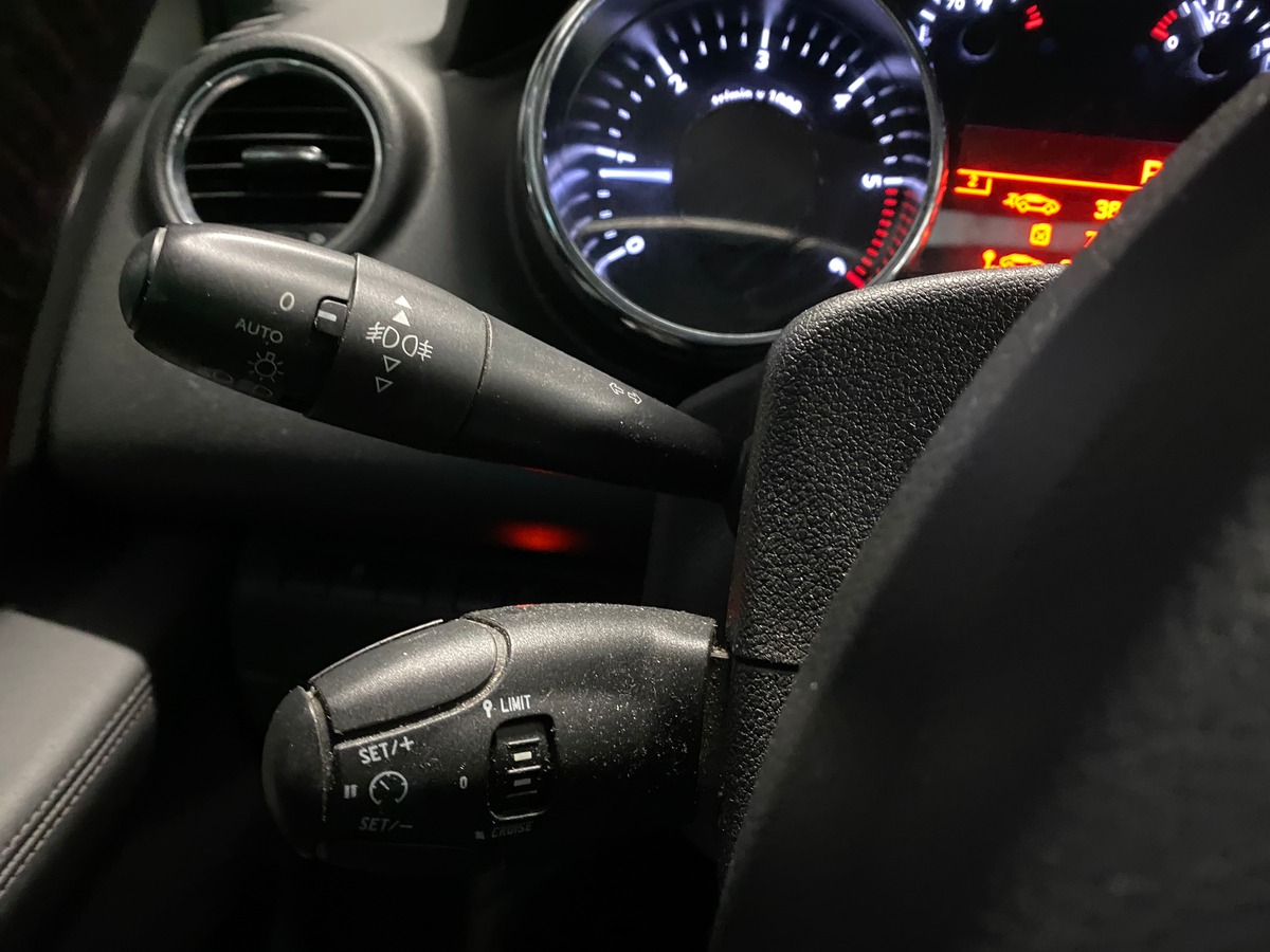 Peugeot 3008 1.6 BlueHDi 120ch EAT6 Allure