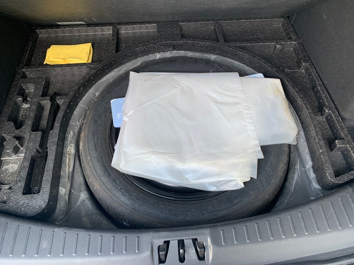 Ford Kuga 120 chevaux | St-Line | Caméra de recul | Attelage | GPS | Coffre assisté électriquement