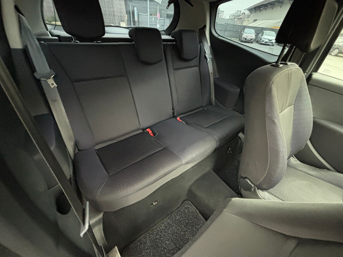 RENAULT Clio III 1.6 Dynamique - VENTE A MARCHAND