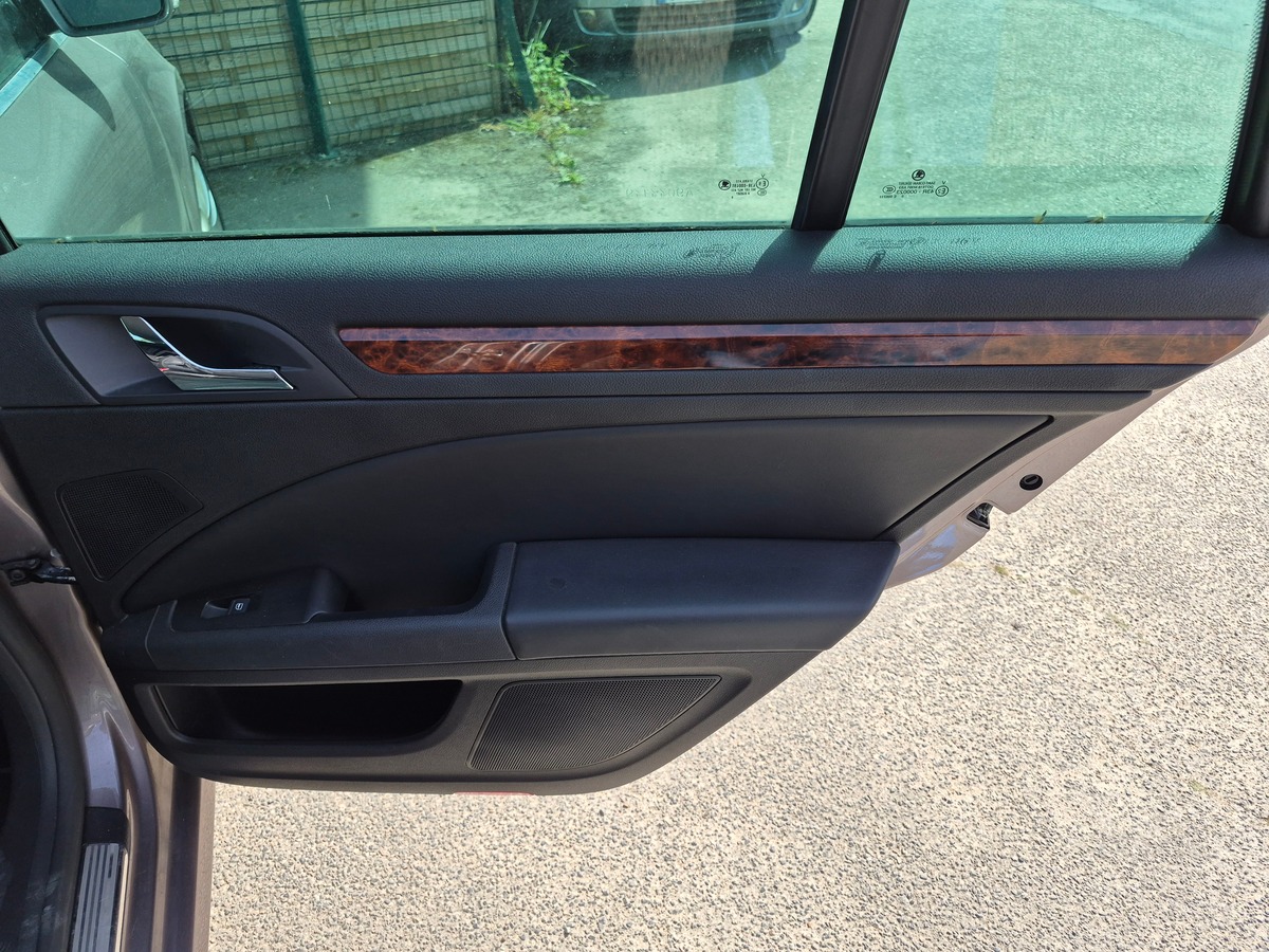 Skoda Superb Combi II 2.0 TDI 170 CR FAP PRAHA DSG