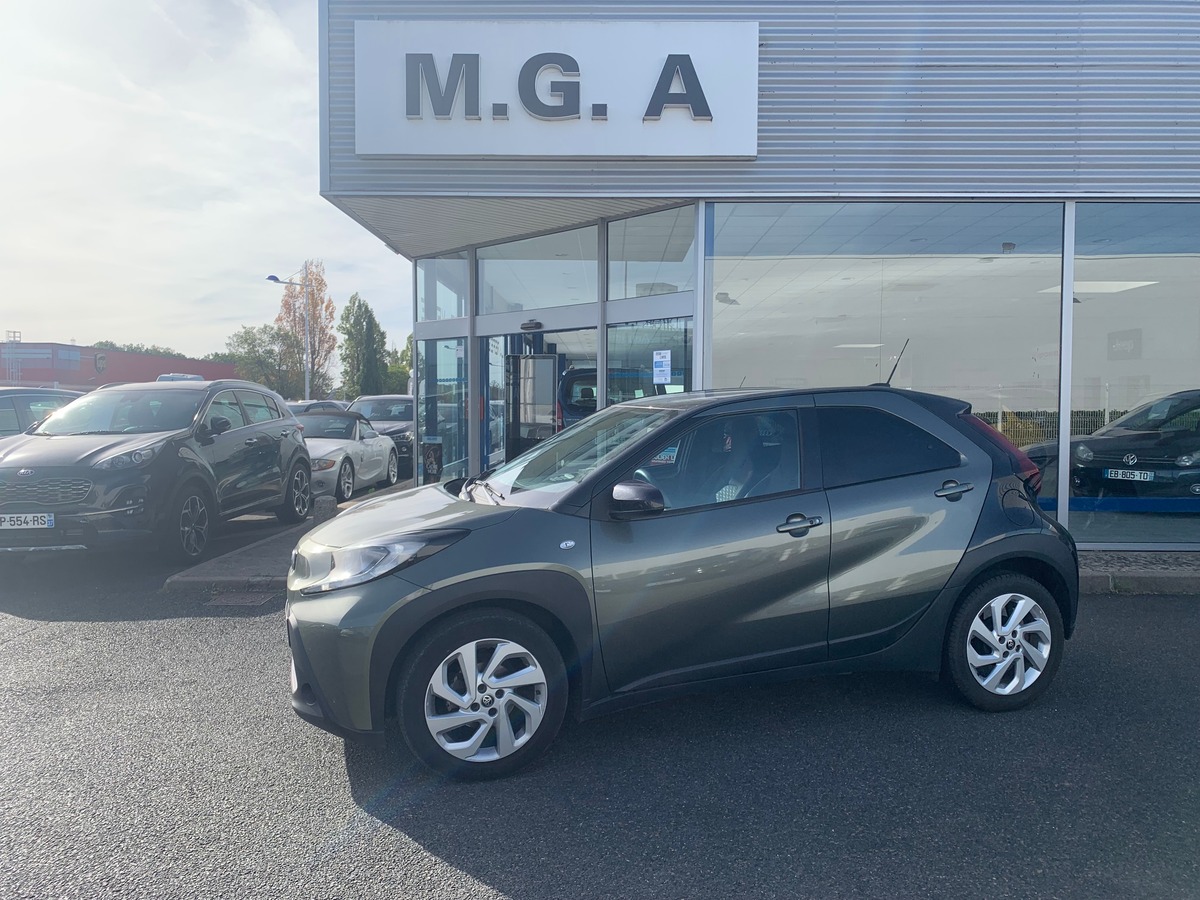 Toyota Aygo X 72 ch | Design | Caméra recul | Climatisation | Toyota Safety Sense | Apple car play