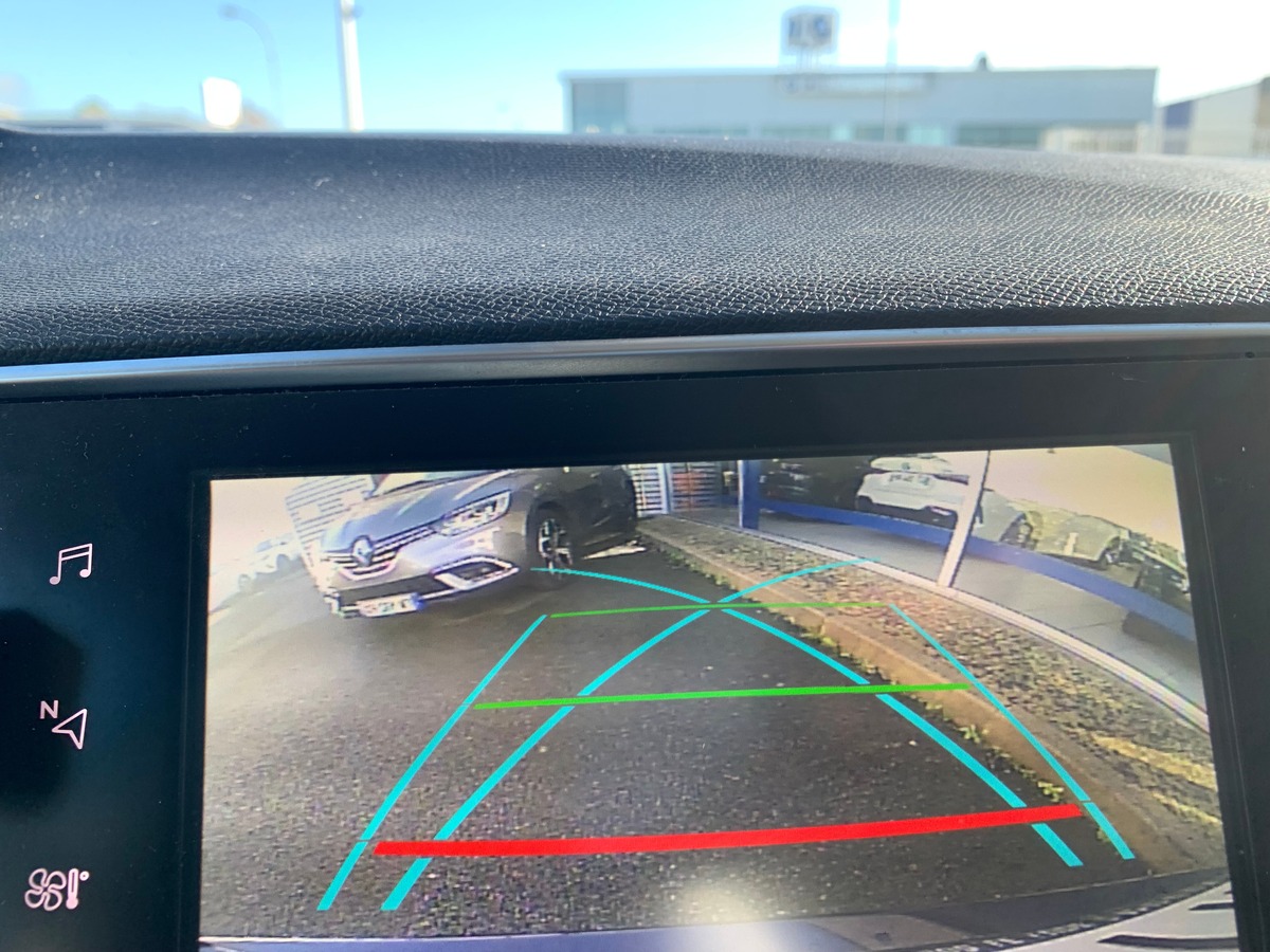 Peugeot 308 130 ch | Allure | Caméra de recul | Apple car play | Régulateur vitesse | Barres de toit