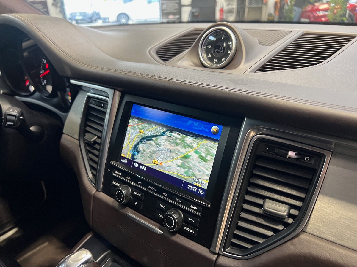 Porsche Macan TURBO 3.6 V6 PDK 400CV TO / BURMESTER / PACK CHRONO / SUIVIT COMPLET A