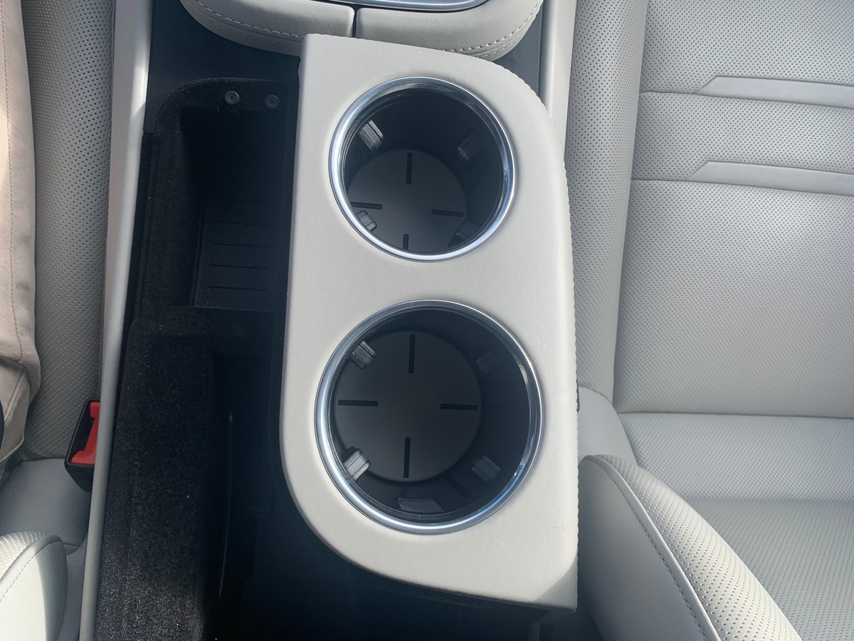 Porsche Panamera 462 | V6 | 4 E-HYBRID | Caméra | Apple car play | GPS | GARANTIE PORSCHE APPROVED