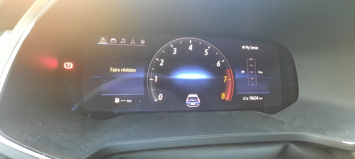 RENAULT captur TCe EDC 140 ch | Intens | Toit ouvrant | Audio Bose | GPS | Système d'accès sans clé