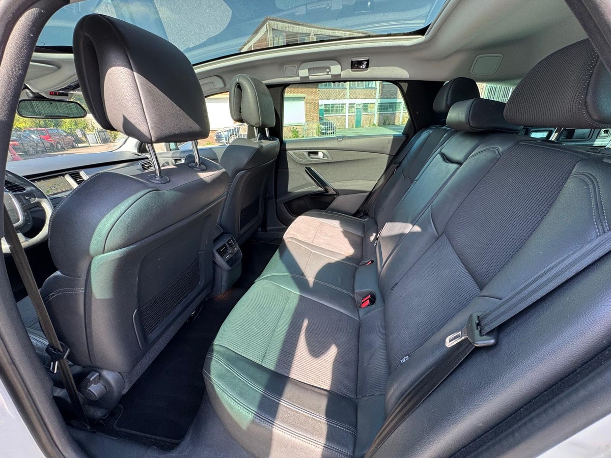 Peugeot 508 SW Phase 2 / 2.0 HDi 180 Allure -Boite automatique- Crochet d'attelage - Garantie