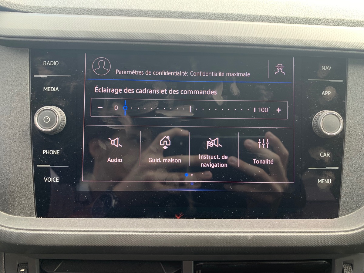 Volkswagen T-Cross 95 ch | Base | Attelage | Pack Stationnement arriére avant | Climatisation