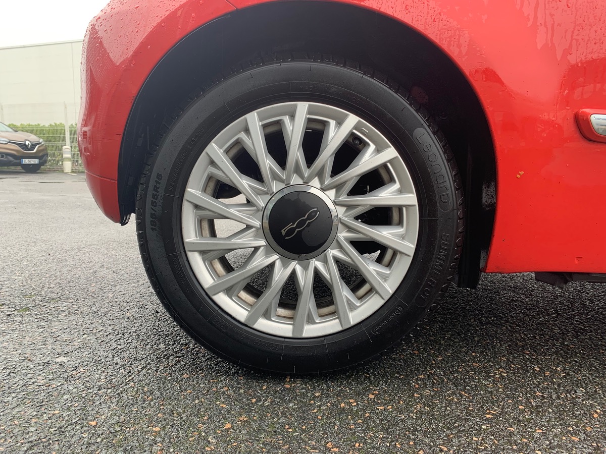 Fiat 500 85 ch | LOUNGE | Uconnect Radio 5" NAV LIVE | Radar de stationnement AR | Toit panoramique