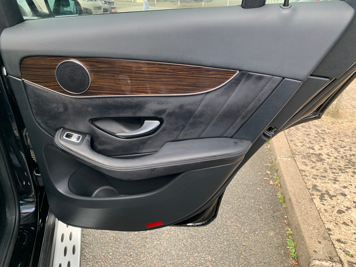 Mercedes-Benz Classe GLC 204 | Fascination | 4MATIC | Toit ouvrant panoramique | Cuir | Caméra recul