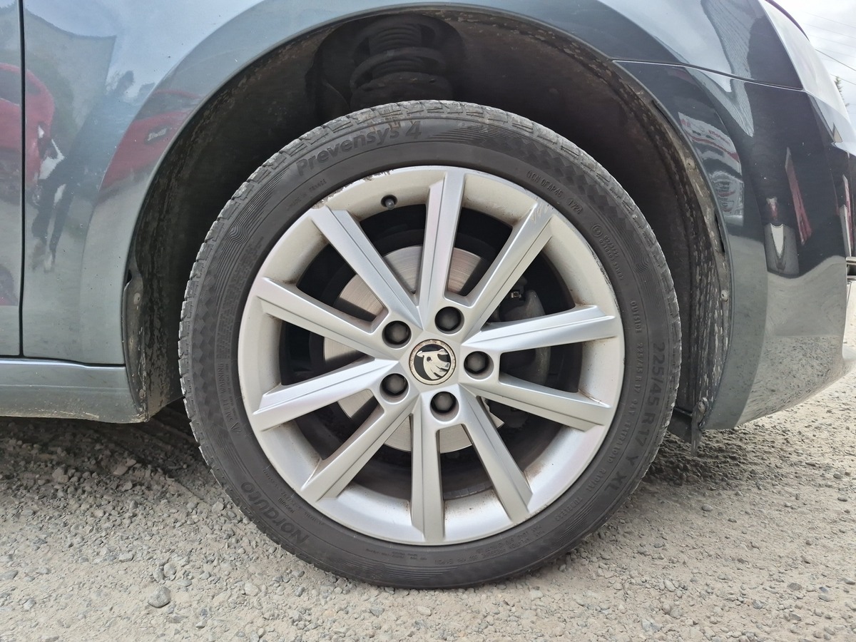 Skoda Octavia Combi 2.0 tdi 150 ch Business Plus DSG