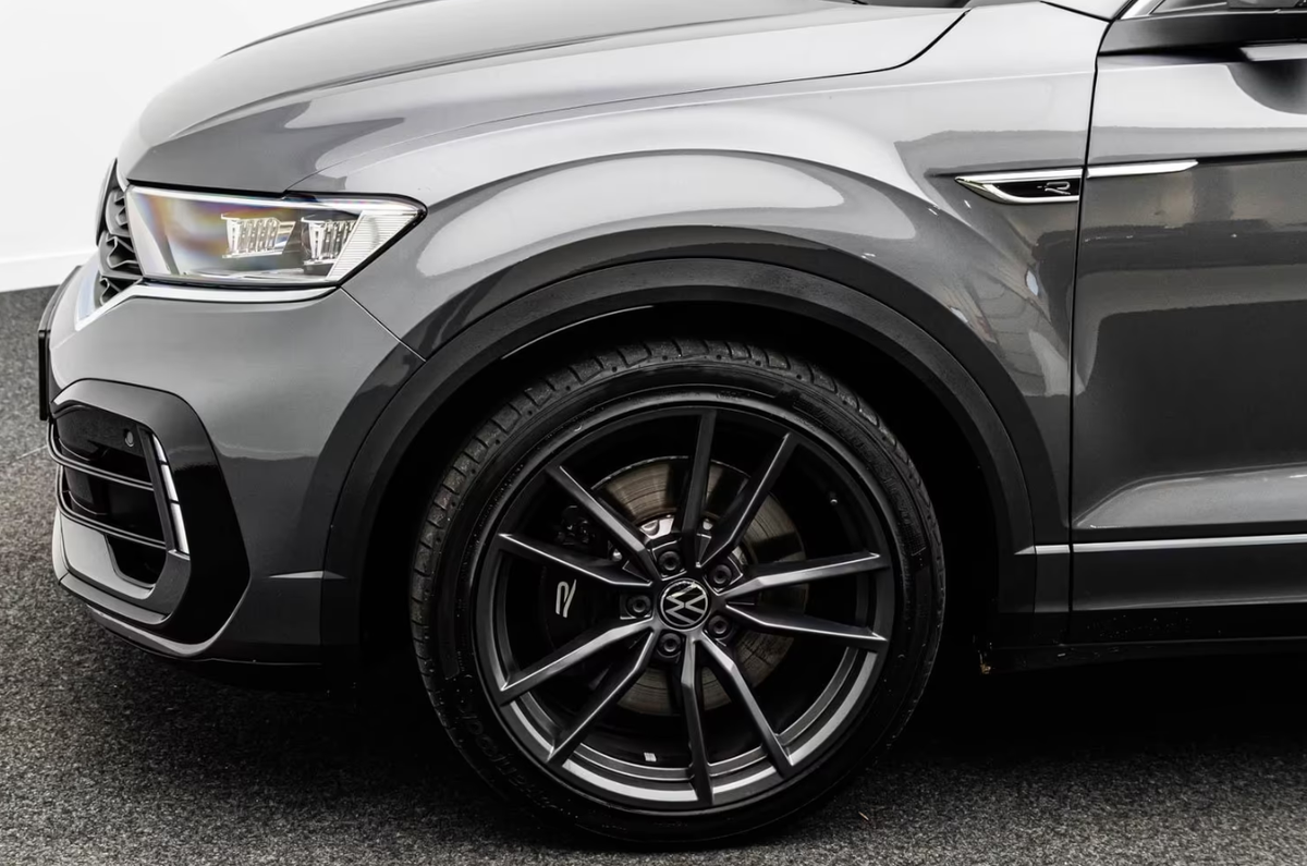 Volkswagen T-Roc 2.0 TSI 300ch R 4-Motion DSG7/Toit ouvrant/Beats/Attelage