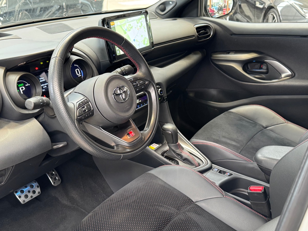 Toyota Yaris 1.5 VVTI 116CV GR SPORT JBL/ HUD 1ERE MAIN b
