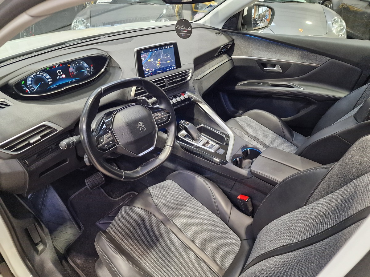 Peugeot 3008 1.2 PURETECH 130 ALLURE / TOIT PANORAMIQUE / COURROIE CHANGEE