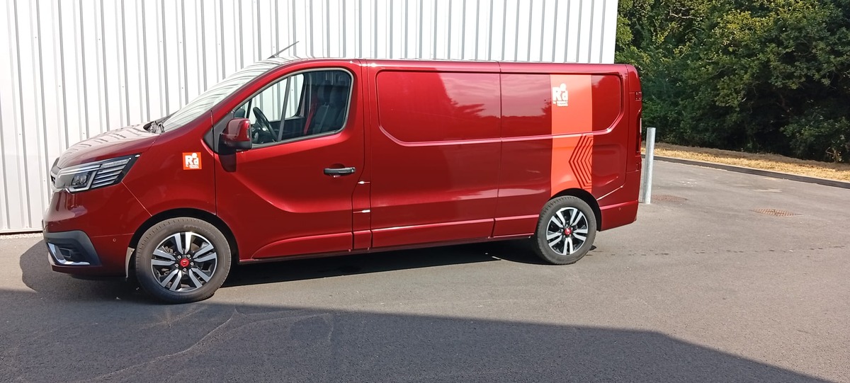 RENAULT TRAFIC RT Trafic Fg L2H1 3T 2.0 Blue dCi 170ch Grand Confort EDC