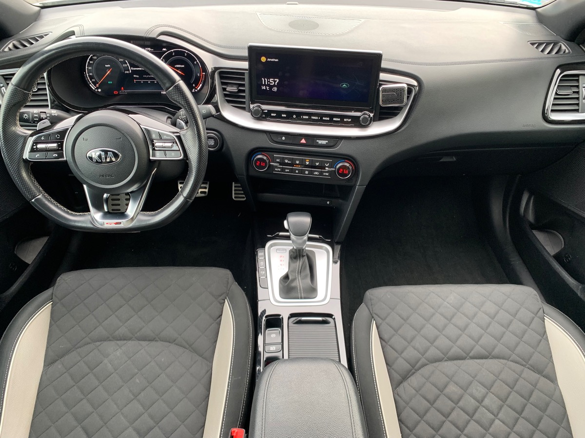 Kia Ceed 136 ch | GT LINE | Caméra Recul | GPS | Régulateur vitesse | Palettes vitesses au Volant