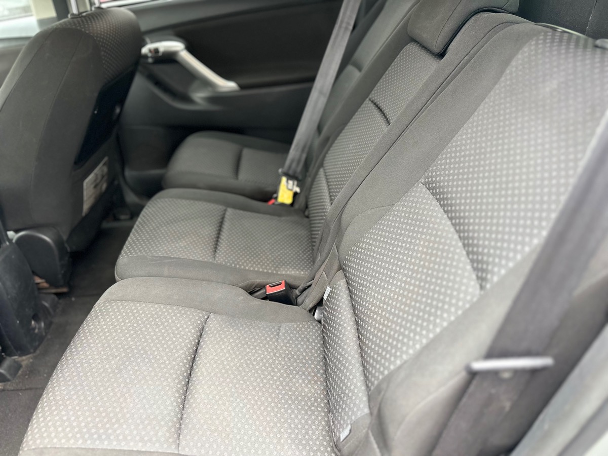 Toyota Verso 2.0 D-4D 128 CV skyview 4XCBL