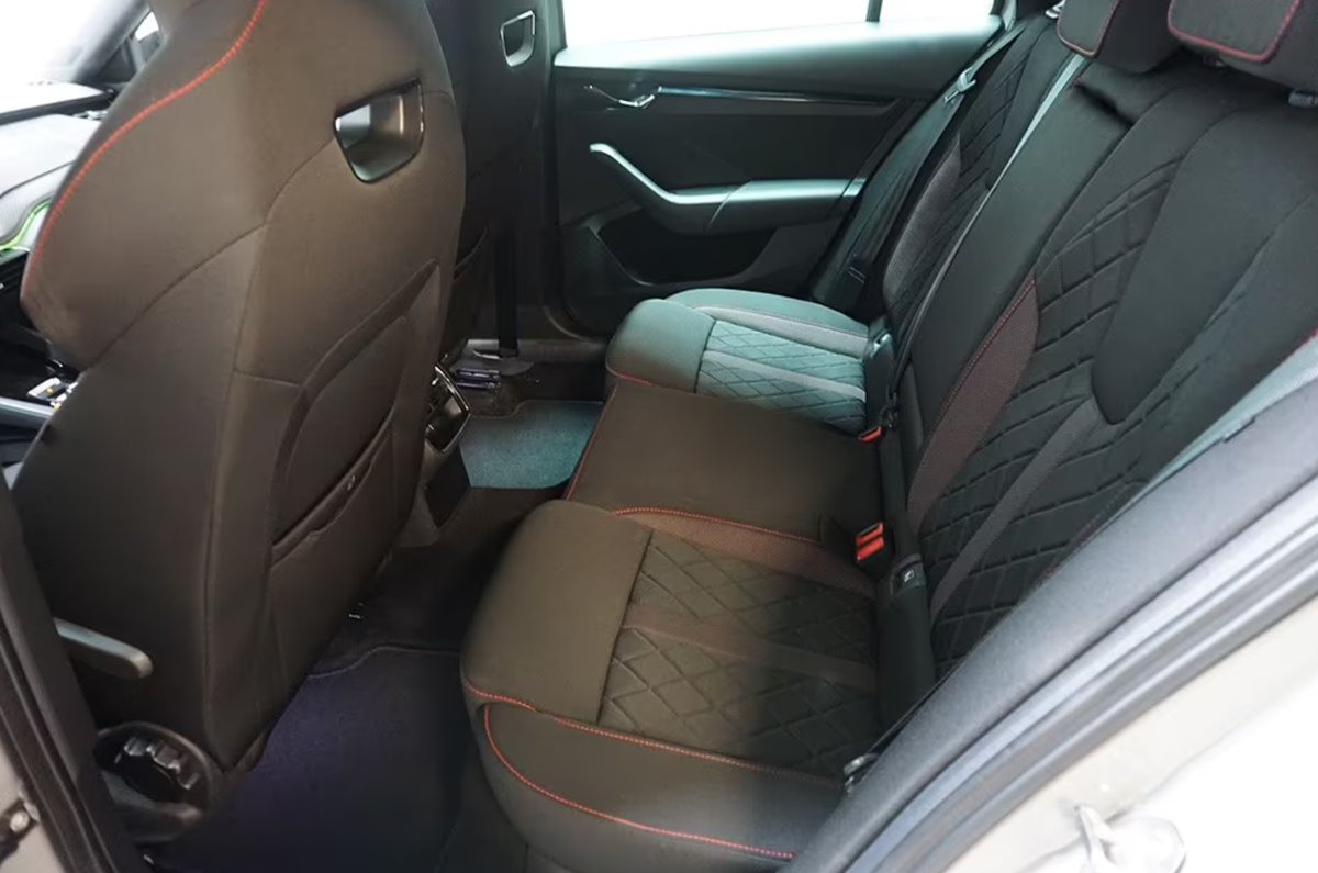 Skoda Octavia Combi IV 2.0 TDI 200ch RS 4x4 DSG7/Attelage/Caméra/Aff tête haute