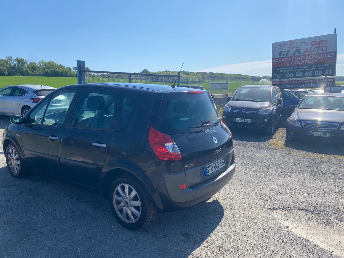 RENAULT Scenic II 1.5 dci 105cv 1ère main faible kilométrage d’origine 